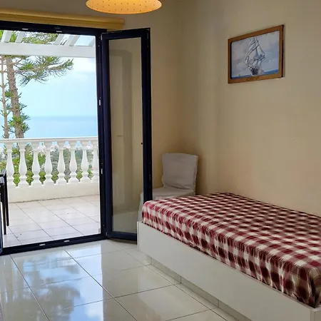 Blue Pulse Jr- Villas - Korifi Suites Chersonisos